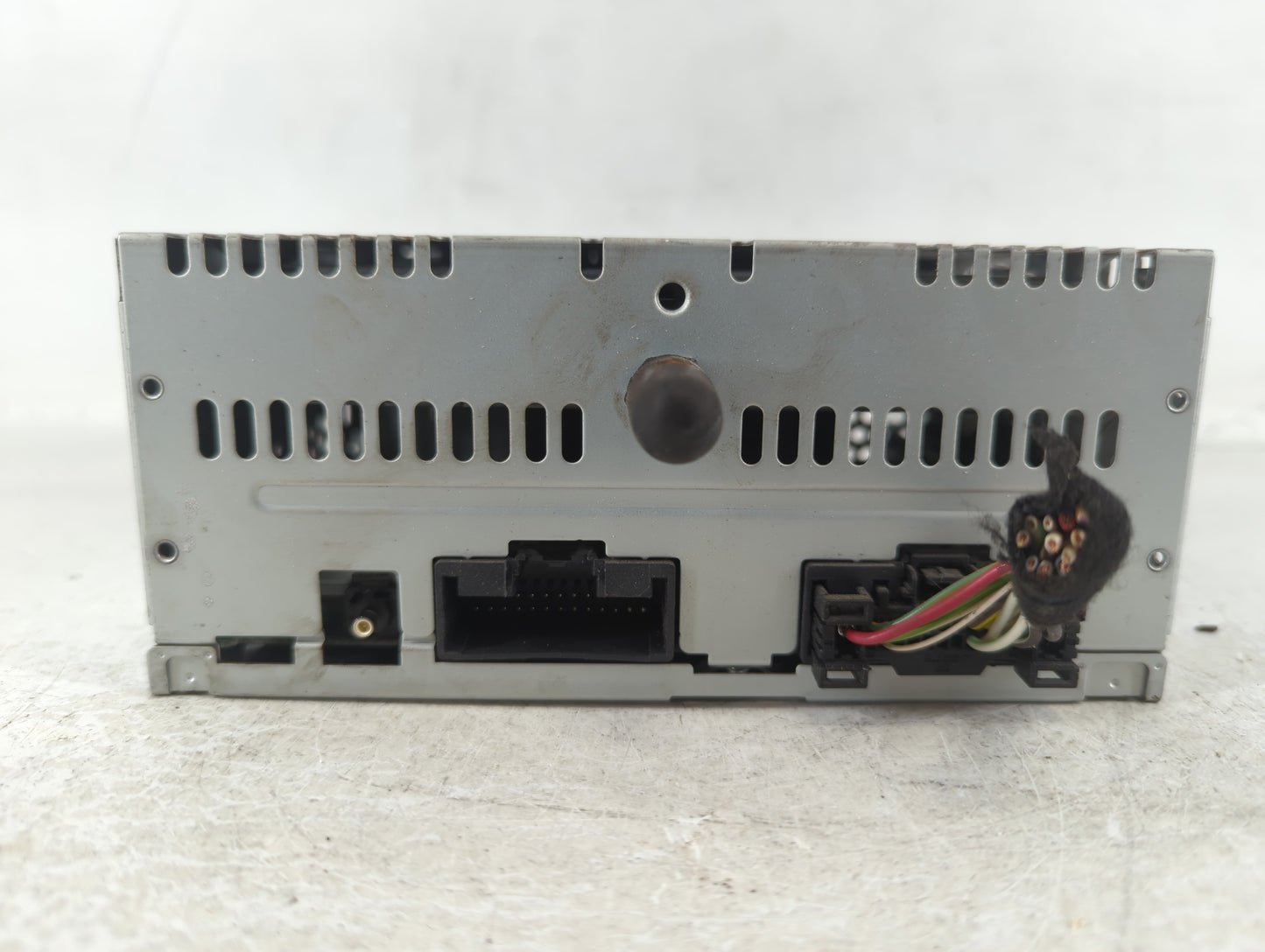2015-2016 Ford Mustang Am Fm Cd Player Radio Receiver - Oemusedautoparts1.com