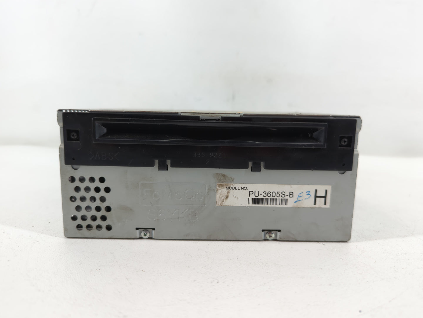 2015 Ford Mustang Radio AM FM Cd Player Receiver Replacement P/N:FR3T-19C107-UE Fits OEM Used Auto Parts - Oemusedautoparts1