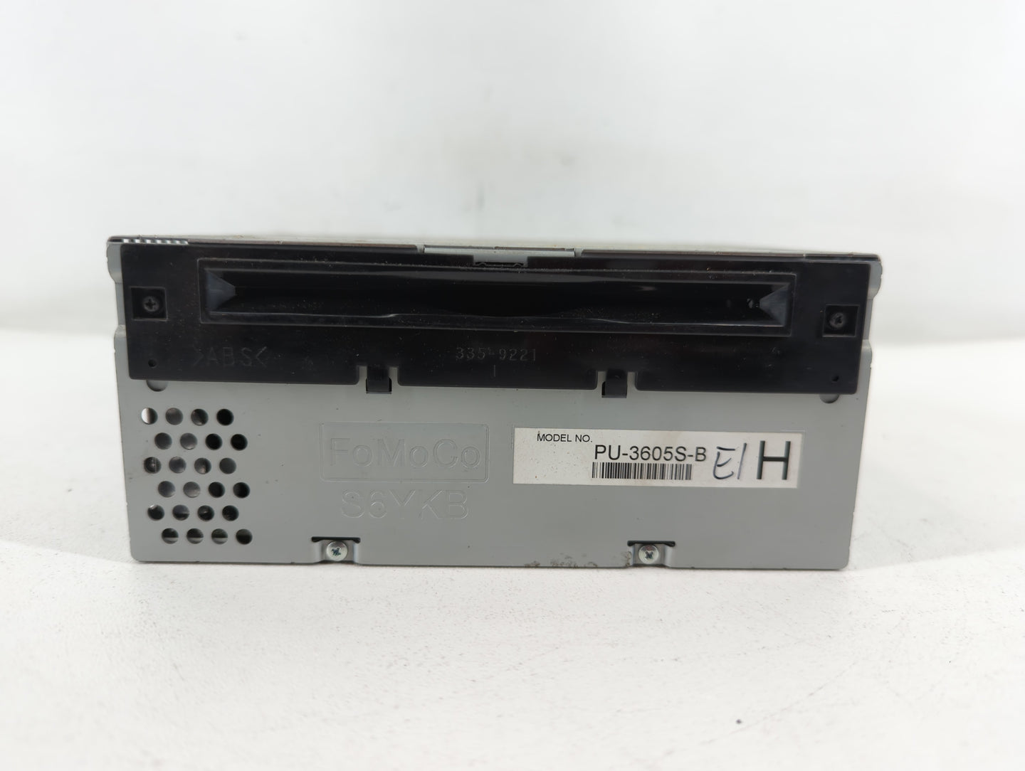 2015 Ford Mustang Radio AM FM Cd Player Receiver Replacement P/N:FR3T-19C107-UE Fits OEM Used Auto Parts - Oemusedautoparts1