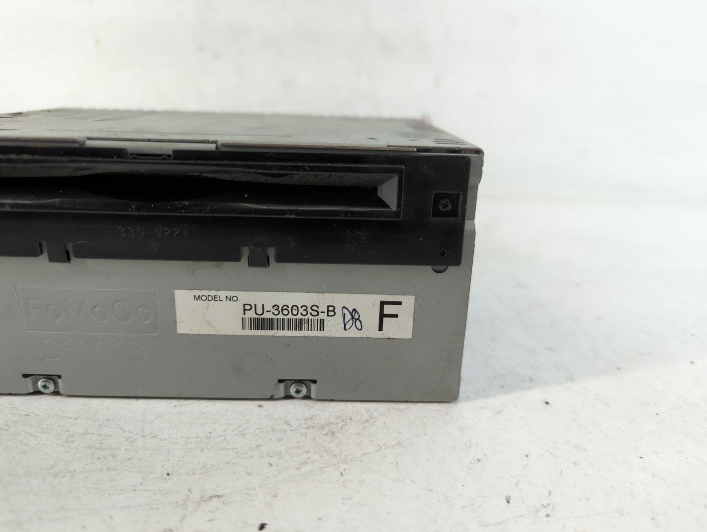 2015-2016 Ford Mustang Am Fm Cd Player Radio Receiver - Oemusedautoparts1.com