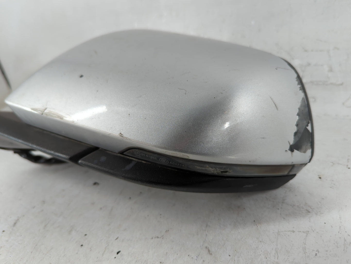 2015-2020 Ford Mustang Driver Side View Mirror - Left Door Mirror OEM Used - Oemusedautoparts1.com