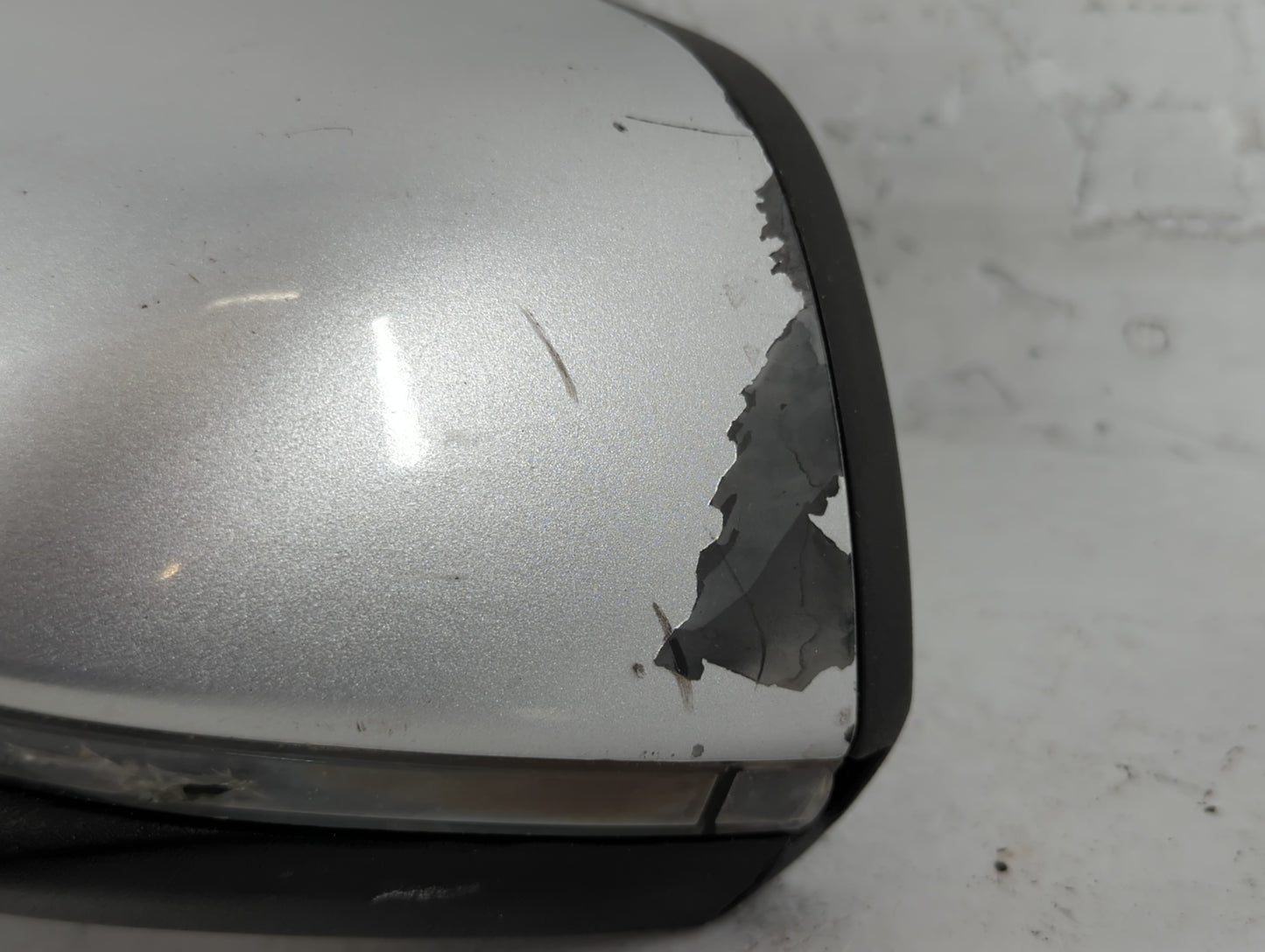 2015-2020 Ford Mustang Driver Side View Mirror - Left Door Mirror OEM Used - Oemusedautoparts1.com