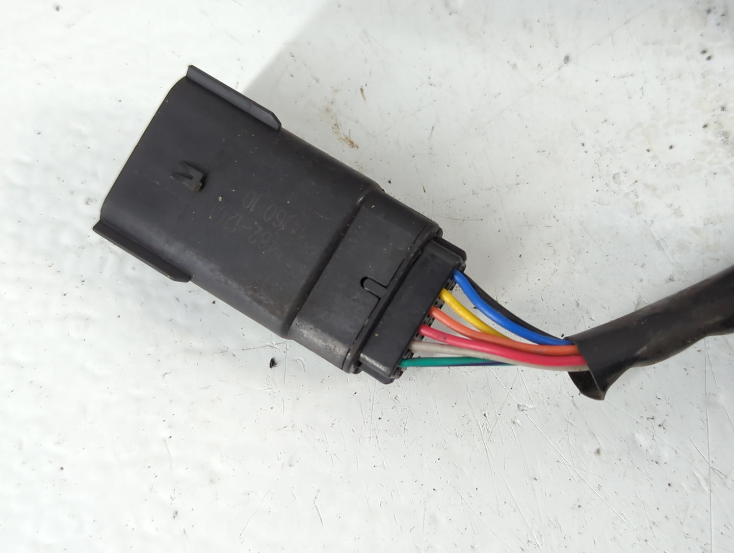 2015-2020 Ford Mustang Driver Side View Mirror - Left Door Mirror OEM Used - Oemusedautoparts1.com