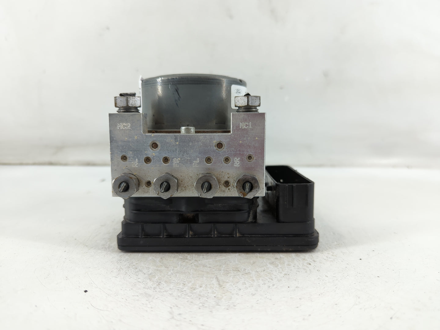 2015 Ford Mustang ABS Pump Control Module Replacement P/N:FR3C-2C405-BE Fits OEM Used Auto Parts - Oemusedautoparts1.com