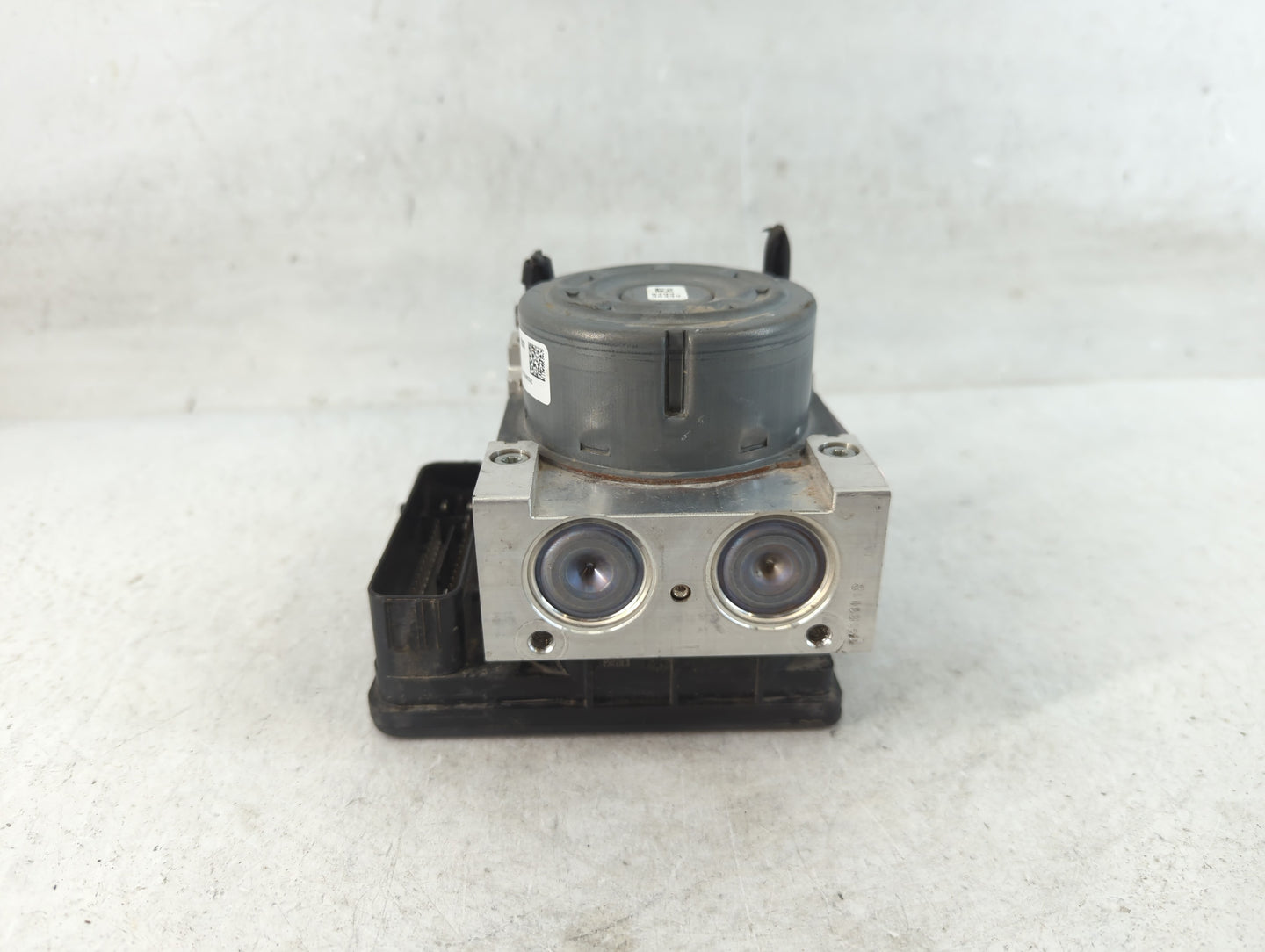 2015 Ford Mustang ABS Pump Control Module Replacement P/N:FR3C-2C405-BE Fits OEM Used Auto Parts - Oemusedautoparts1.com