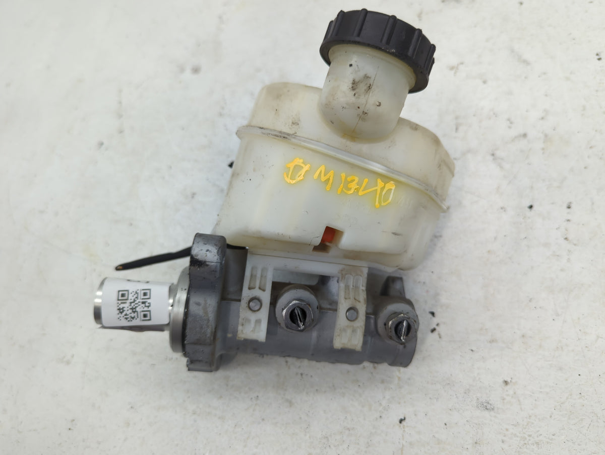 2015-2022 Ford Mustang Brake Master Cylinder 913583 - Oemusedautoparts1.com