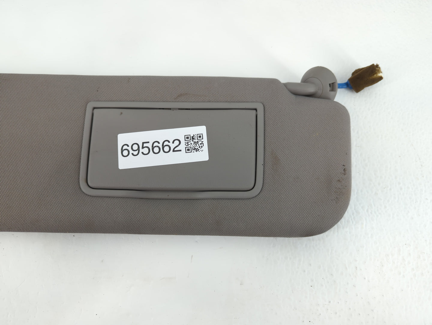 2015 Ford P-100 Sun Visor Shade Replacement Passenger Right Mirror Fits OEM Used Auto Parts - Oemusedautoparts1.com