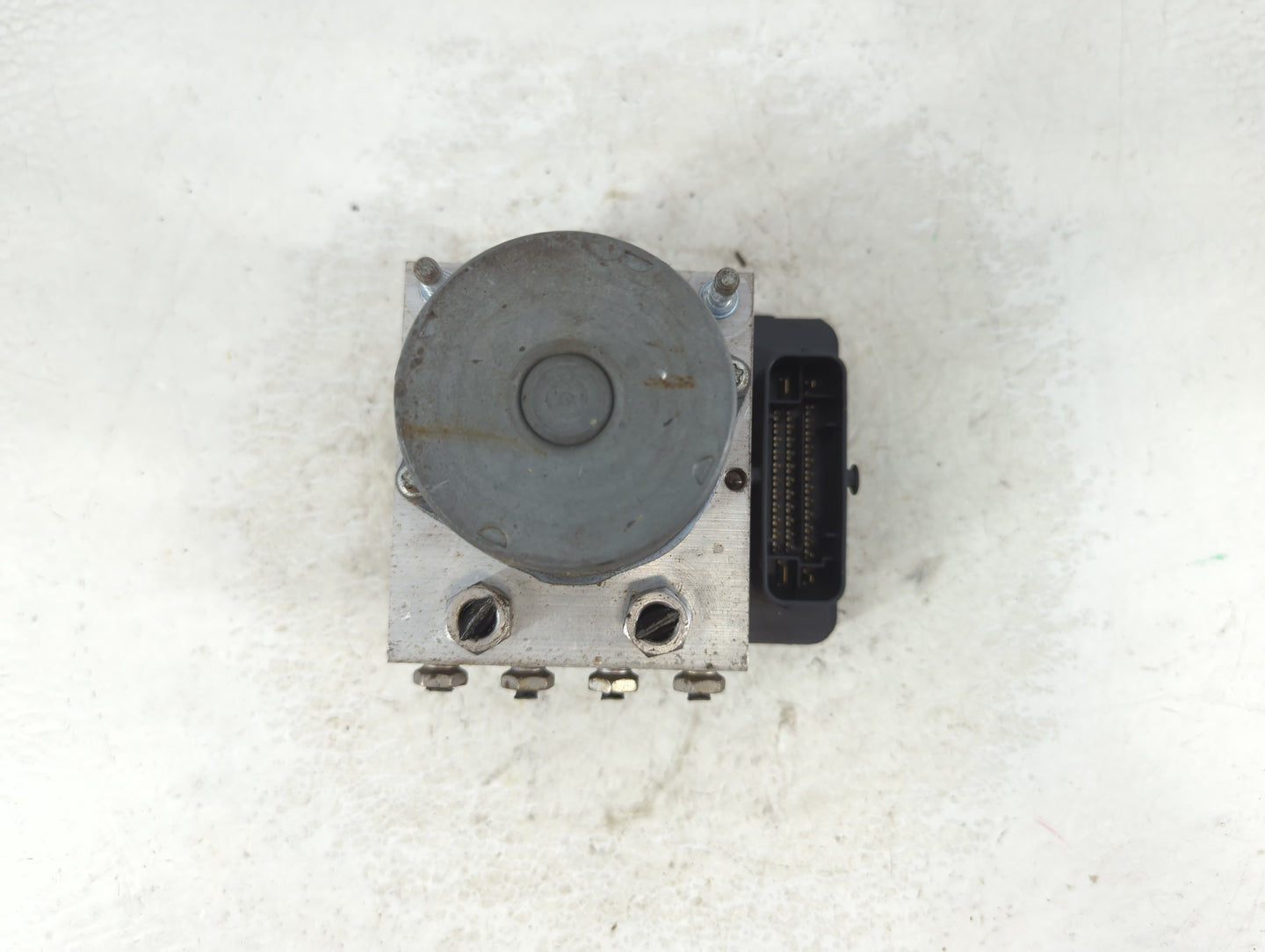 2014-2019 Ford Taurus ABS Pump Control Module Replacement P/N:FG13-2C405-A Fits Fits 2014 2015 2016 2017 2018 2019 OEM Used 