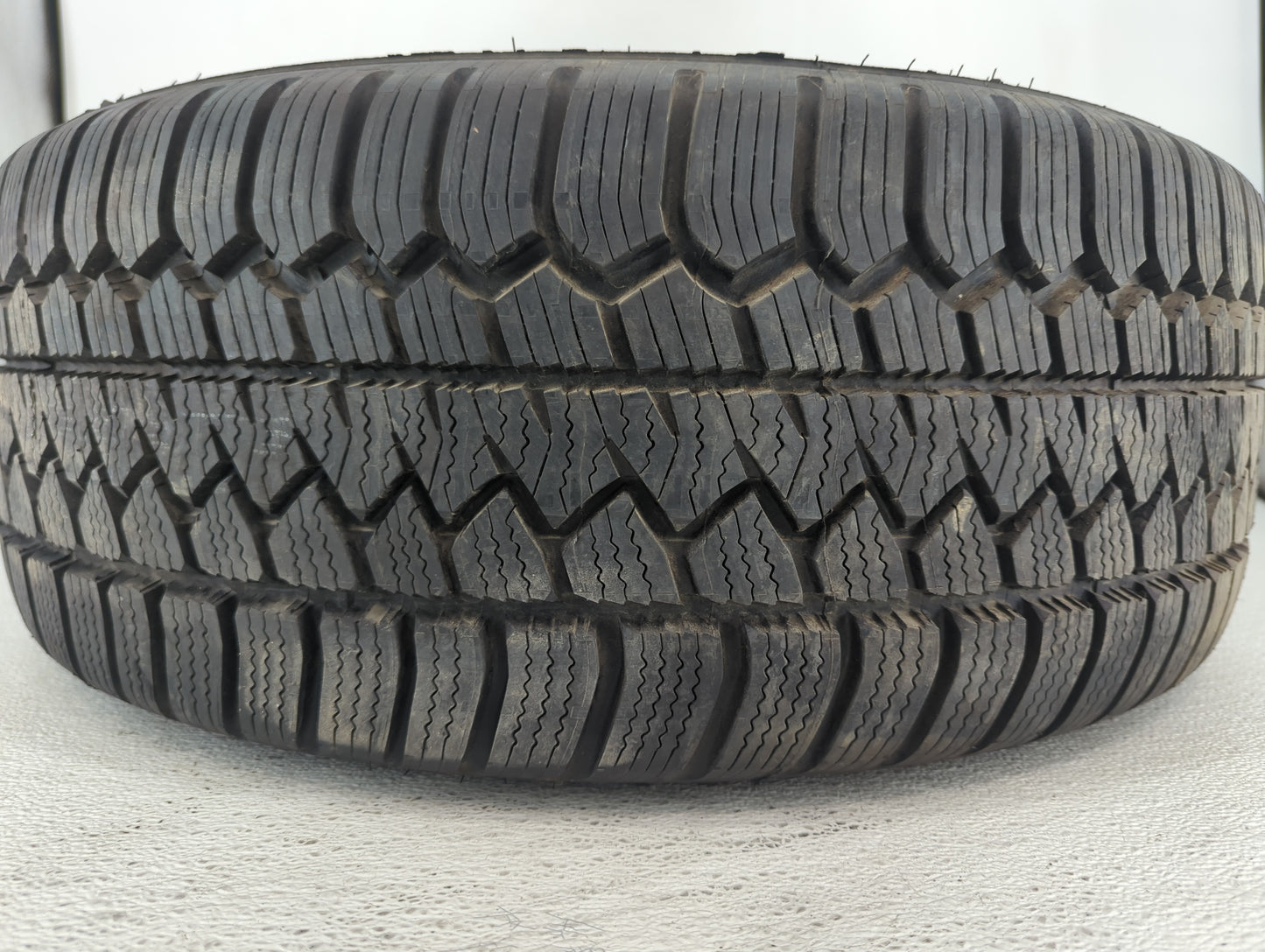 2013-2019 Ford Taurus Spare Donut Tire Wheel Rim Oem - Oemusedautoparts1.com