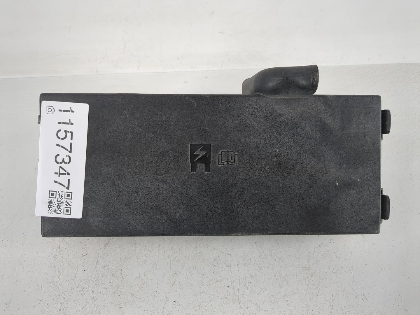 2013-2016 Ford Taurus Fusebox Fuse Box Panel Relay Module P/N:DG1T-14A003-BA Fits Fits 2013 2014 2015 2016 OEM Used Auto Par