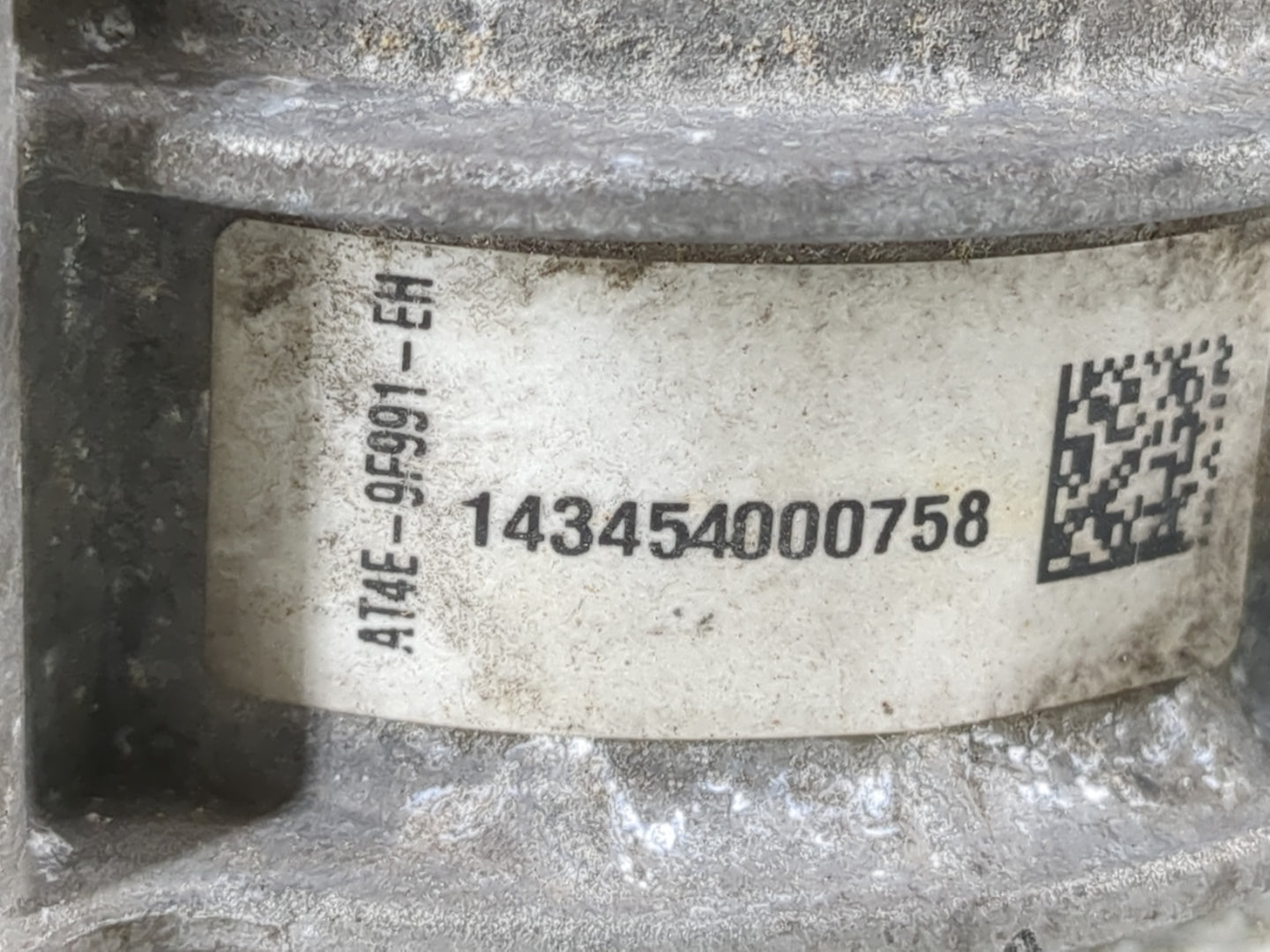 2013-2019 Ford Taurus Throttle Body P/N:AT4E-9F991-EH Fits Fits 2011 2012 2013 2014 2015 2016 2017 2018 2019 OEM Used Auto P