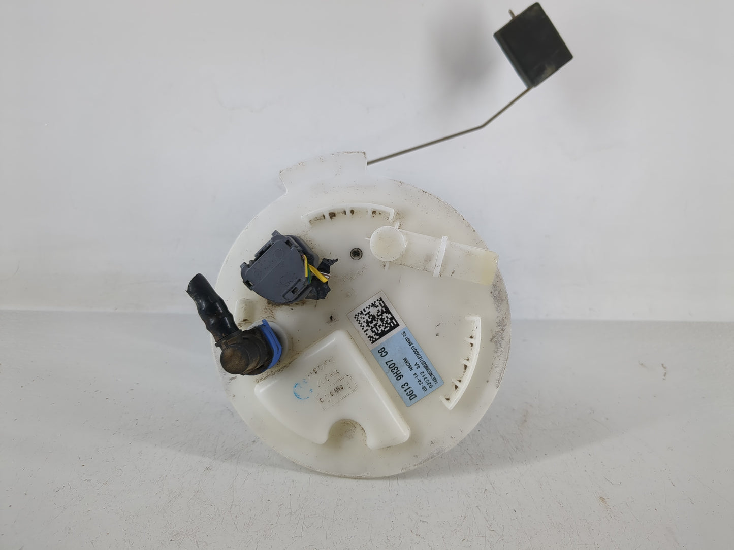 2013-2019 Ford Taurus Electrical Gas Fuel Pump Assembly - Oemusedautoparts1.com