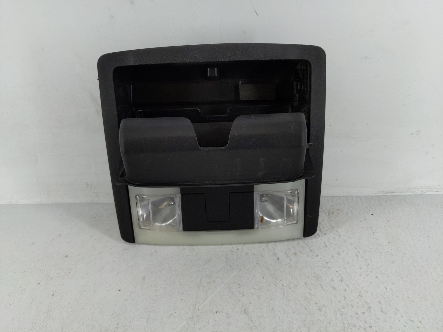 2015 Ford Taurus Overhead Roof Console - Oemusedautoparts1.com