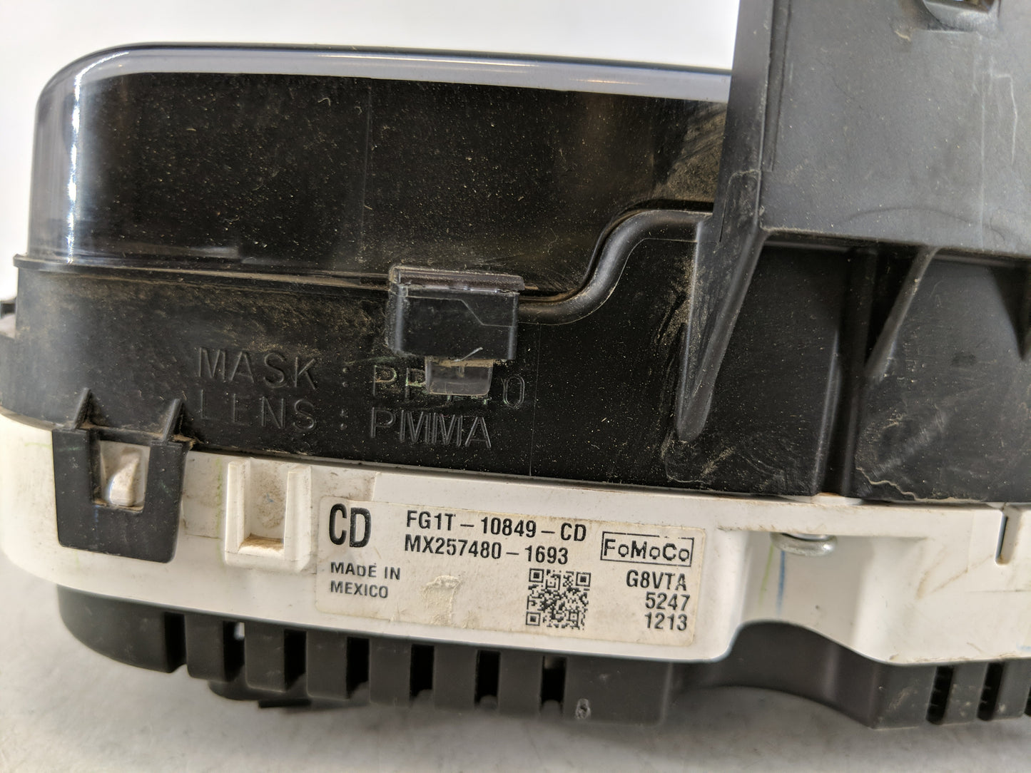 2015-2016 Ford Taurus Instrument Cluster Speedometer Gauges P/N:FG1T-10849-CD Fits Fits 2015 2016 OEM Used Auto Parts - Oemu