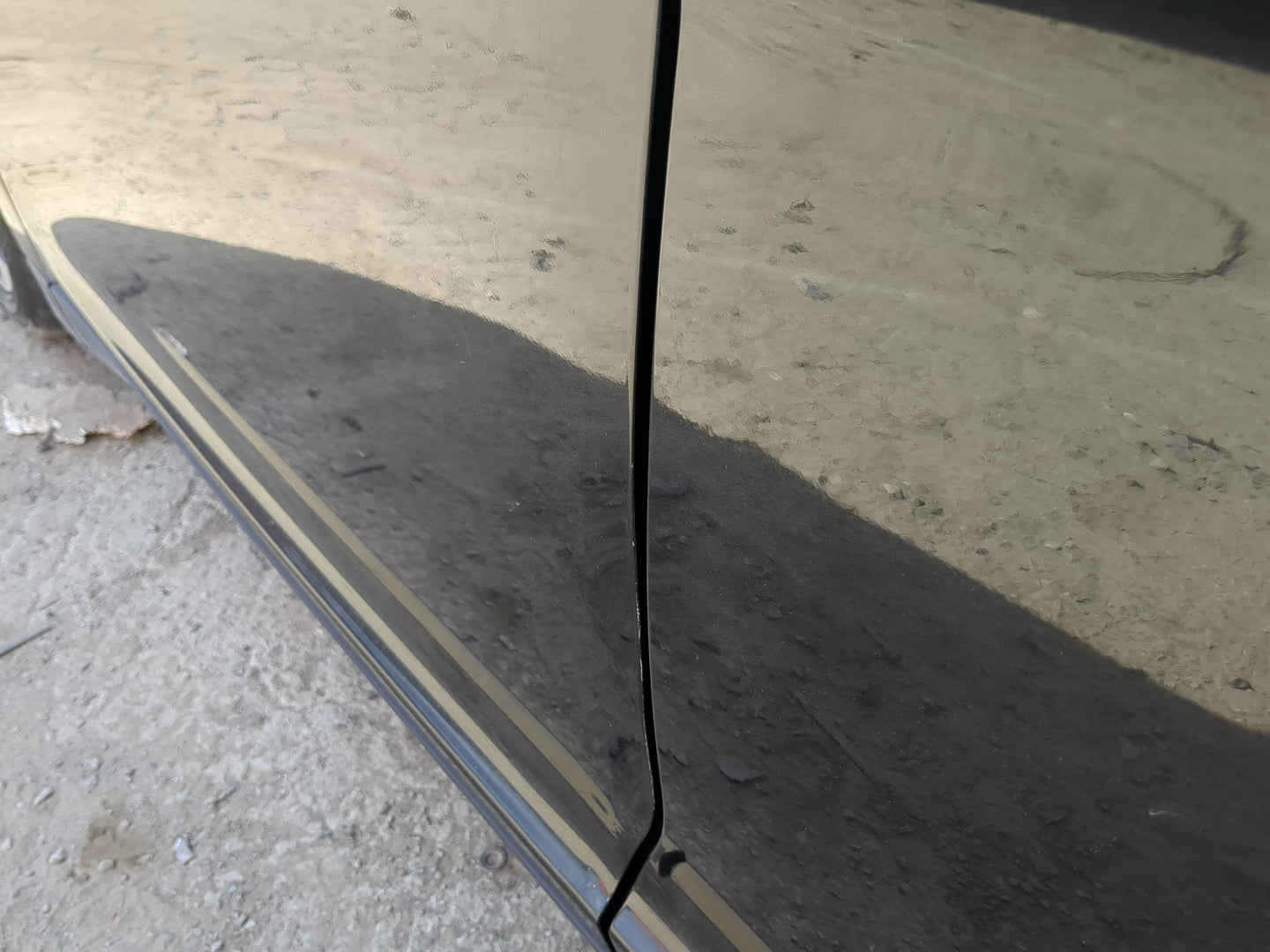 2010-2019 Ford Taurus Driver Front Door Oem 1185647 - Oemusedautoparts1.com