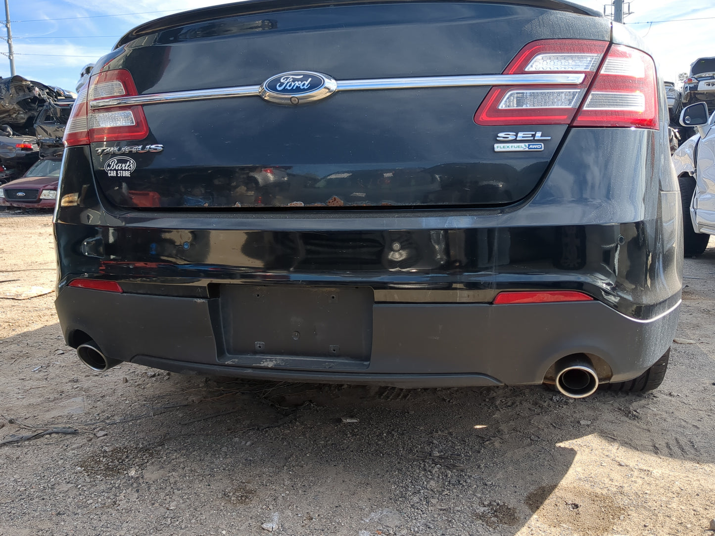 2013-2019 Ford Taurus Rear Bumper Assembly Oem 1185651 - Oemusedautoparts1.com