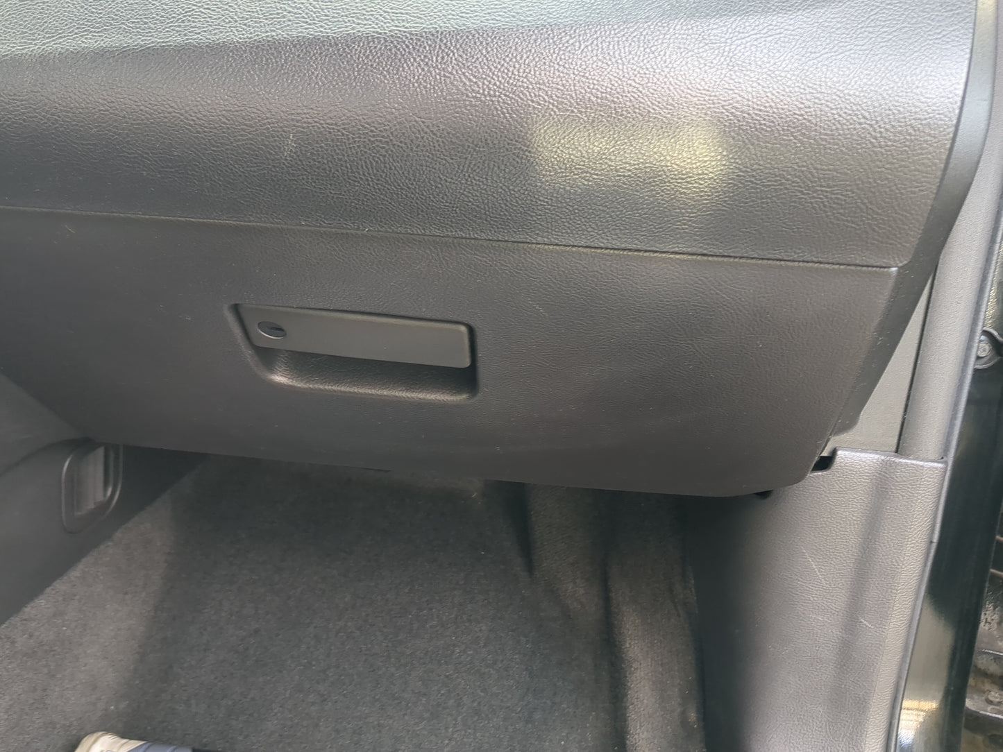 2015 Ford Taurus Passenger Glove Box Door Storage Compartment - Oemusedautoparts1.com