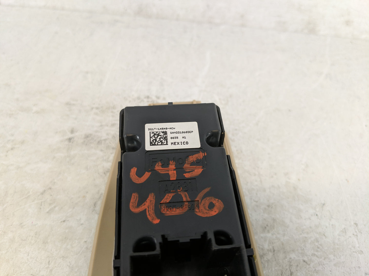 2013-2019 Ford Taurus Master Power Window Switch Replacement Driver Side Left P/N:DG13 14B133 AF3DN3 Fits OEM Used Auto Part