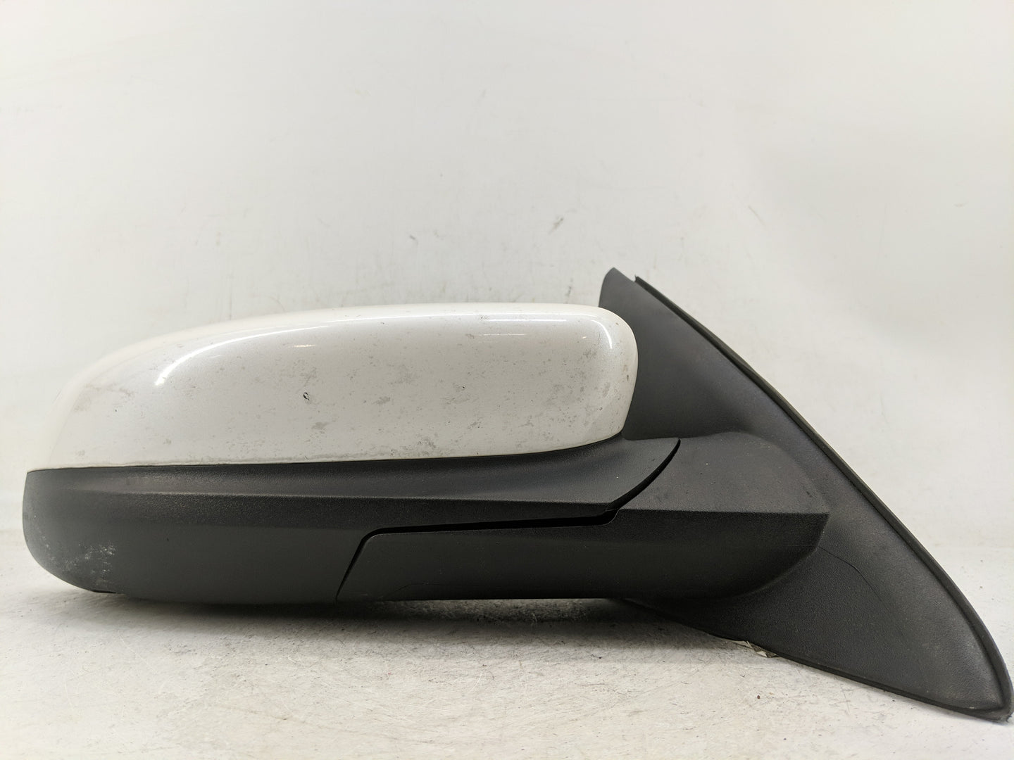 2010-2019 Ford Taurus Side Mirror Replacement Passenger Right View Door Mirror P/N:CG13 17682 BA5 Fits OEM Used Auto Parts -