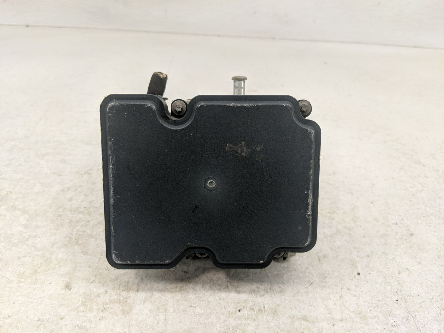 2014-2019 Ford Taurus ABS Pump Control Module Replacement P/N:FG13-2C405-A Fits Fits 2014 2015 2016 2017 2018 2019 OEM Used 