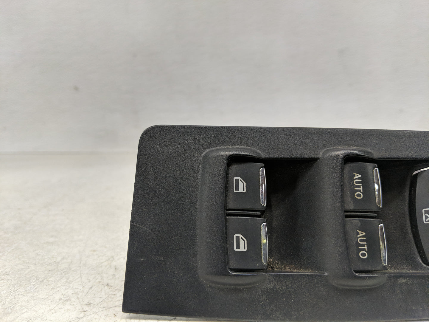 2013-2019 Ford Taurus Master Power Window Switch Replacement Driver Side Left P/N:DG13 14B133 BF3JA6 Fits OEM Used Auto Part
