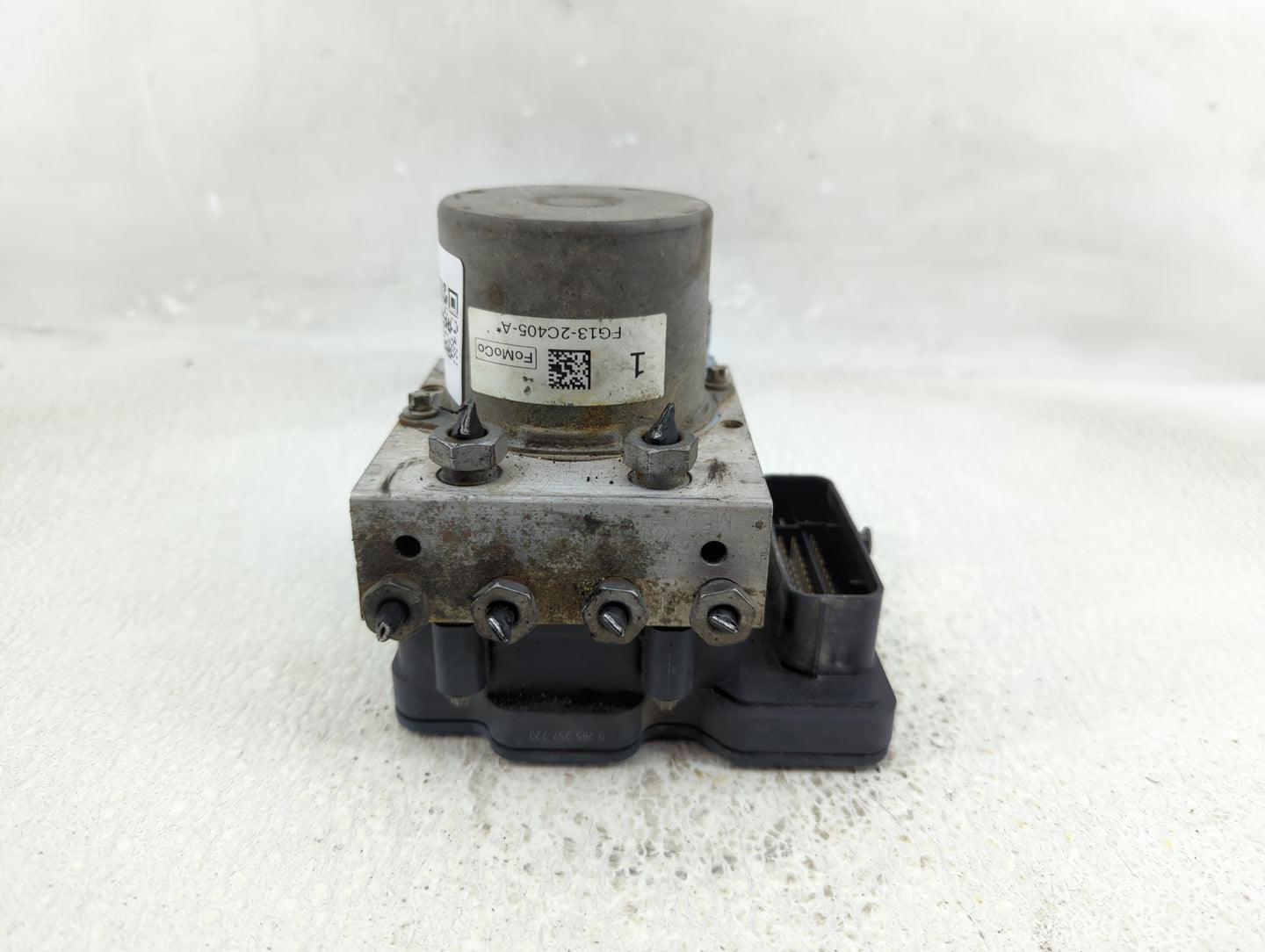 2014-2019 Ford Taurus ABS Pump Control Module Replacement P/N:FG13-2C405-A Fits Fits 2014 2015 2016 2017 2018 2019 OEM Used 
