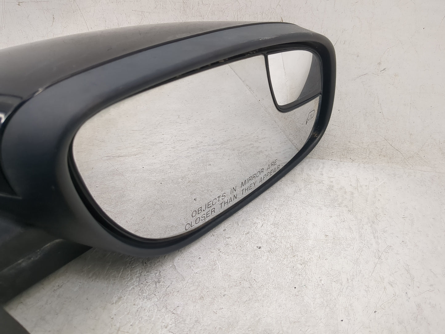 2010-2019 Ford Taurus Passenger Side View Mirror - Right Door Mirror OEM Used - Oemusedautoparts1.com