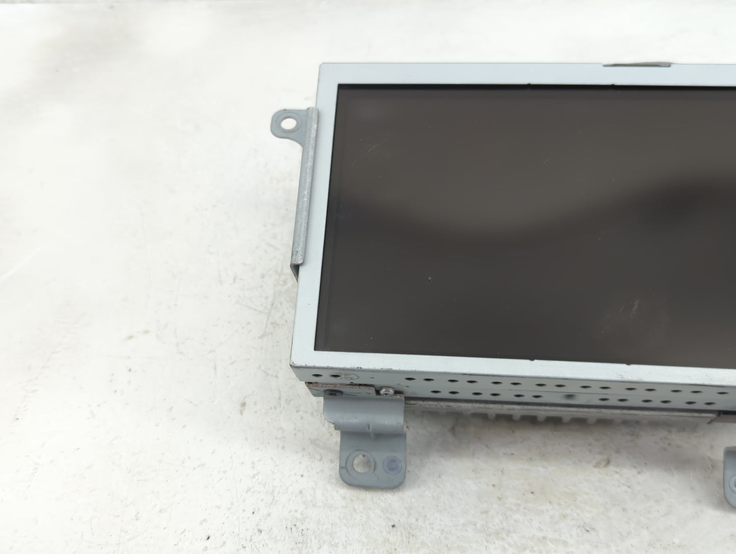 2015 Ford Taurus Information Display Screen - Oemusedautoparts1.com