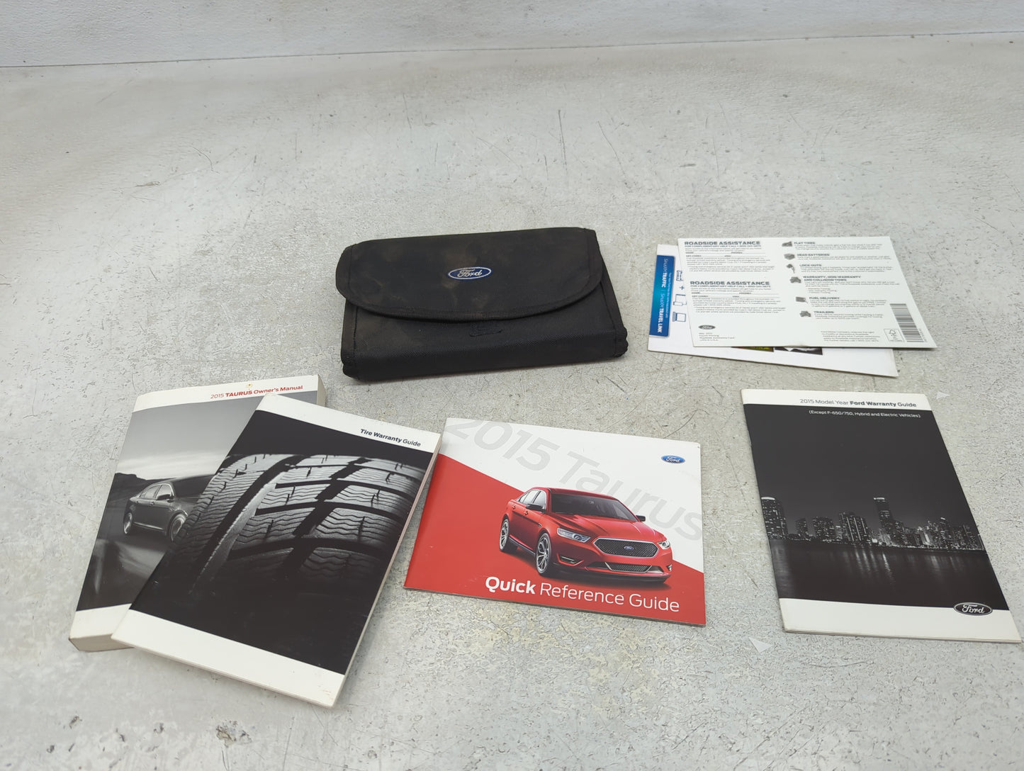 2015 Ford Taurus Owners Manual Book Guide P/N:FG1J19A321AA OEM Used Auto Parts - Oemusedautoparts1.com