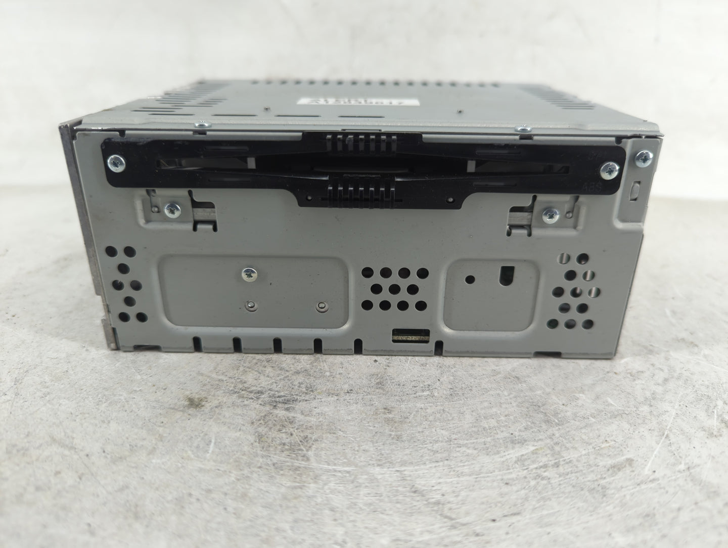 2013-2015 Ford Taurus Radio AM FM Cd Player Receiver Replacement P/N:DG1T-19C107-FD Fits Fits 2013 2014 2015 OEM Used Auto P
