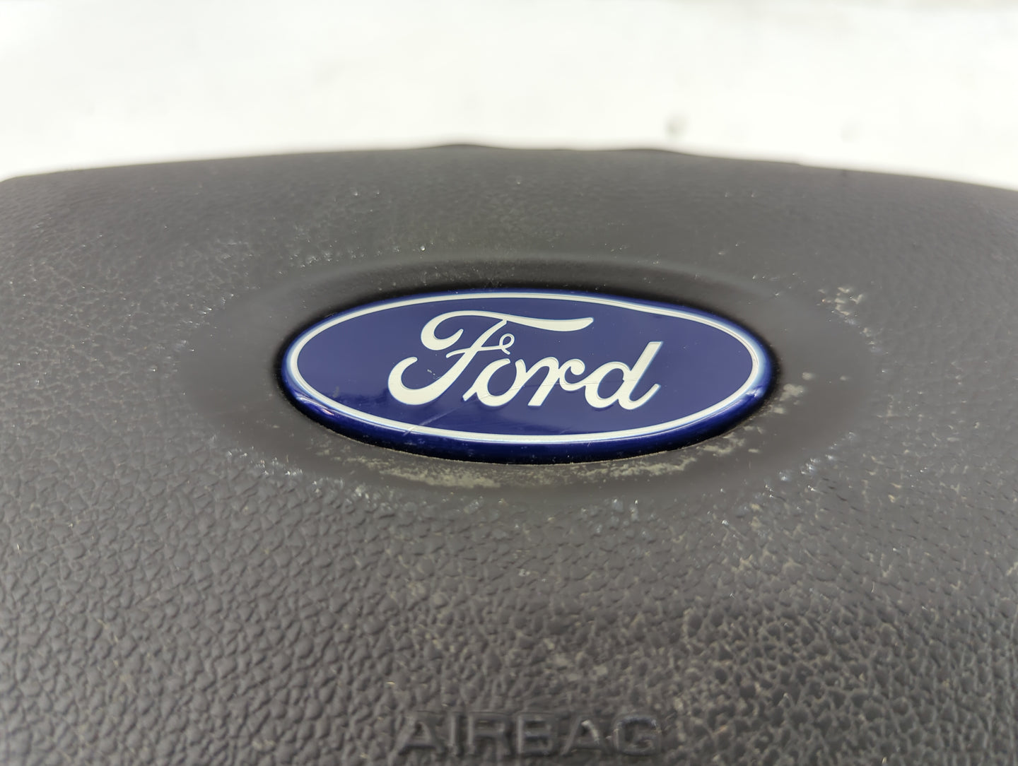 2013-2019 Ford Taurus Air Bag Driver Left Steering Wheel Mounted P/N:DG13-78043B13-AC Fits Fits 2013 2014 2015 2016 2017 201
