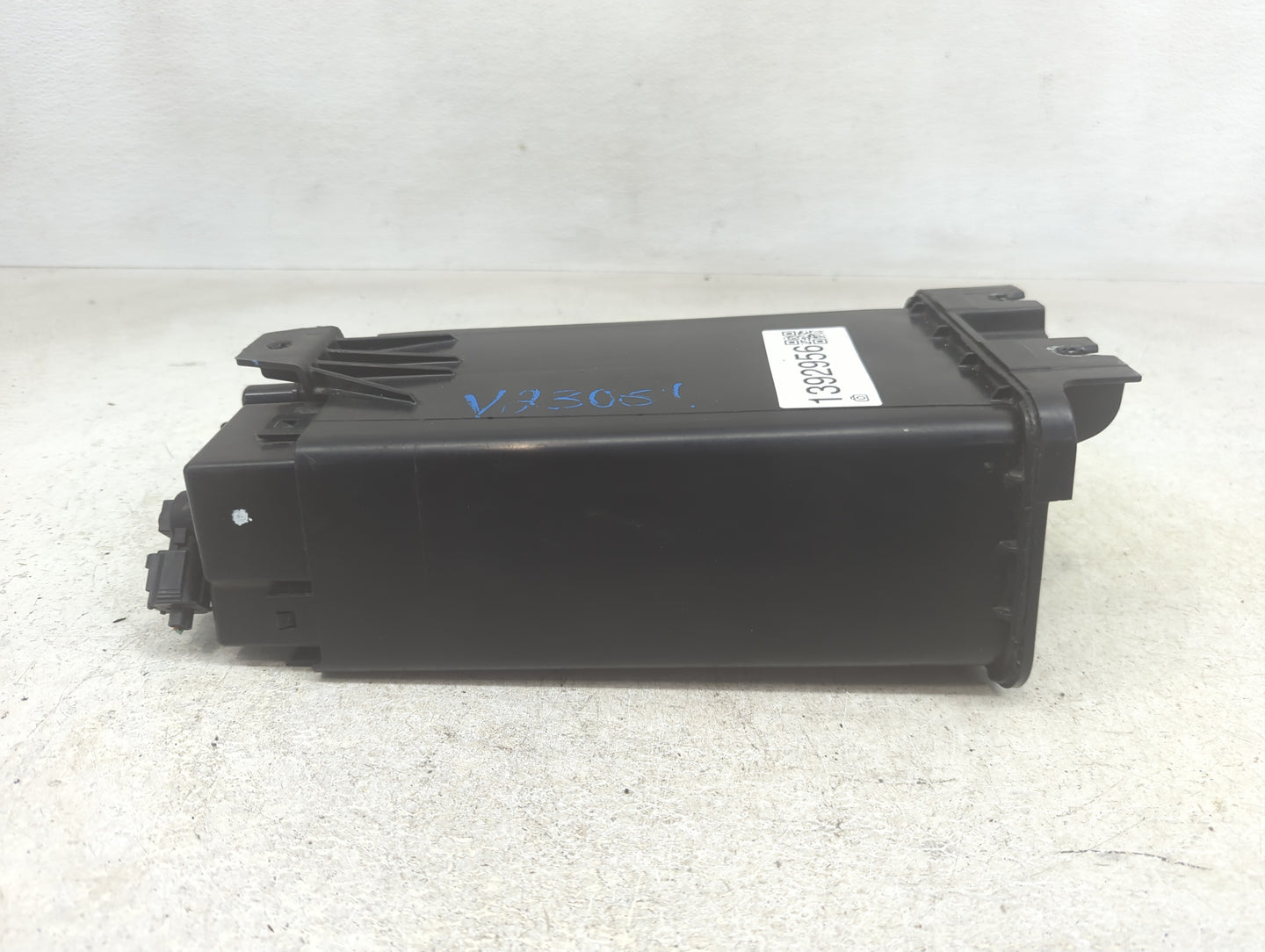 2015 Ford Taurus Fuel Vapor Charcoal Canister 1392956 - Oemusedautoparts1.com