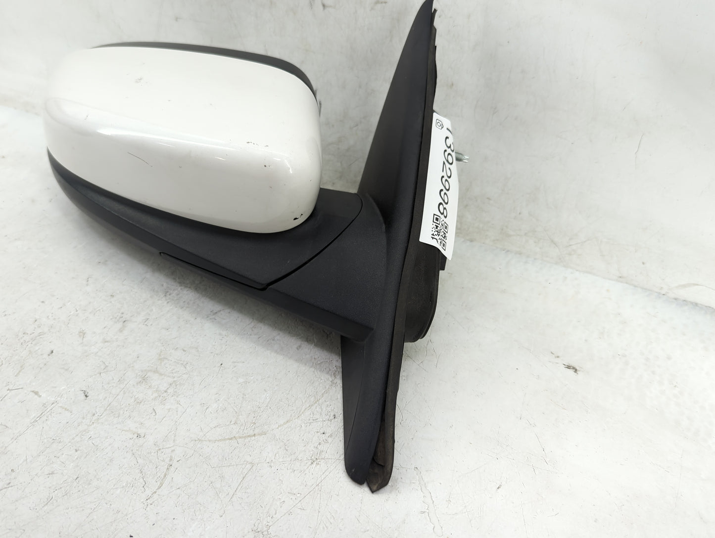 2010-2019 Ford Taurus Passenger Side View Mirror - Right Door Mirror OEM Used - Oemusedautoparts1.com