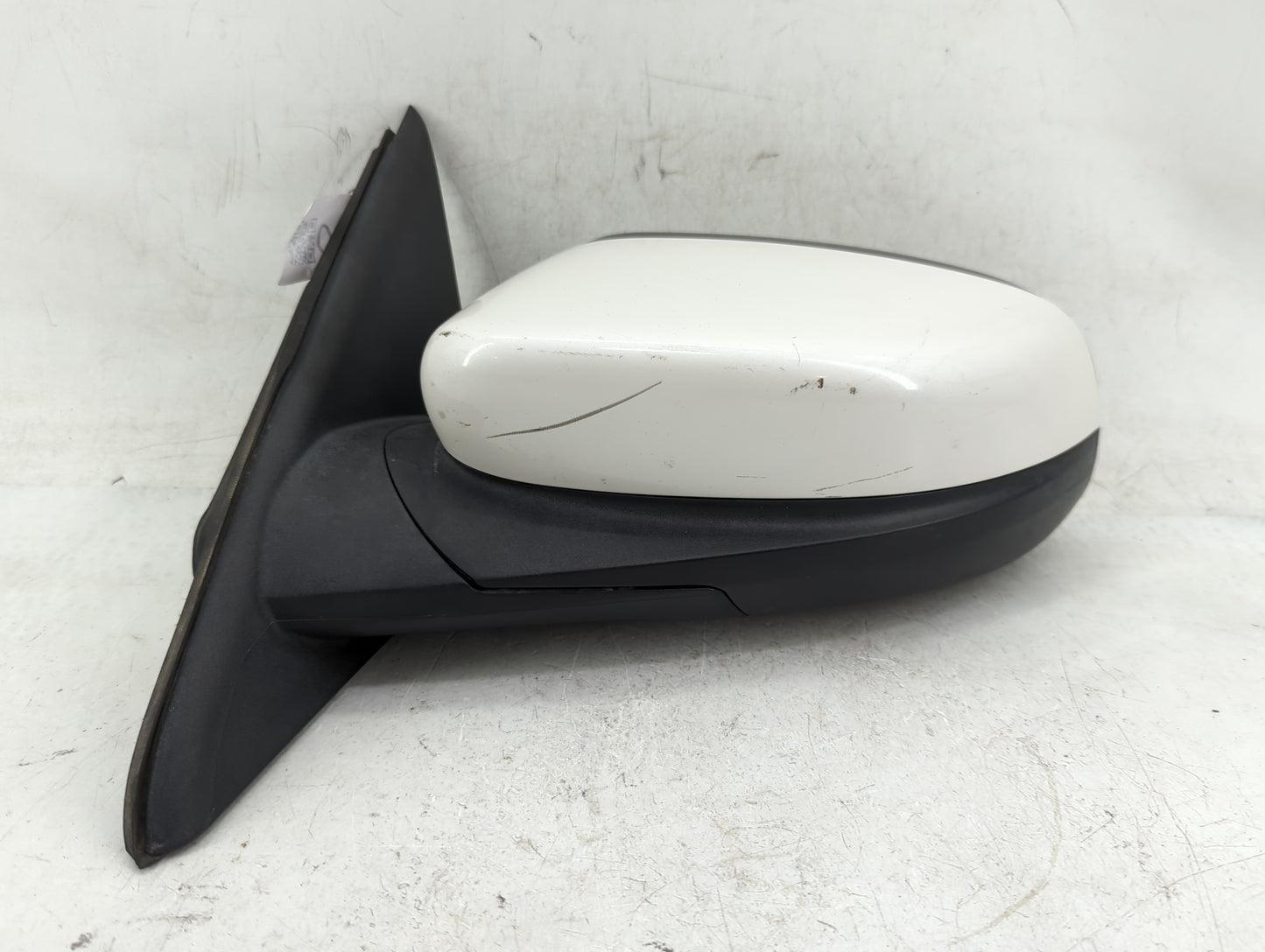 2010-2019 Ford Taurus Driver Side View Mirror - Left Door Mirror OEM Used - Oemusedautoparts1.com