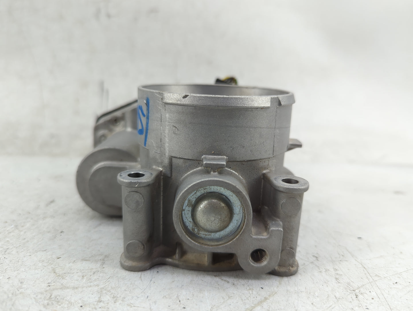 2013-2019 Ford Taurus Throttle Body P/N:AT4E-9F991-EL Fits Fits 2011 2012 2013 2014 2015 2016 2017 2018 2019 OEM Used Auto P