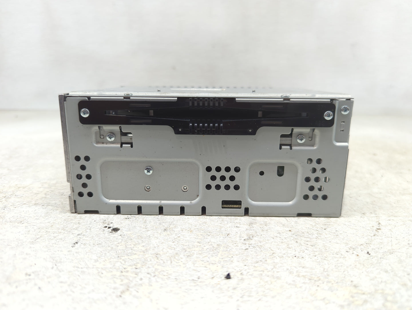 2013-2015 Ford Taurus Radio AM FM Cd Player Receiver Replacement P/N:CQ-JJ32E0UMB Fits Fits 2013 2014 2015 OEM Used Auto Par