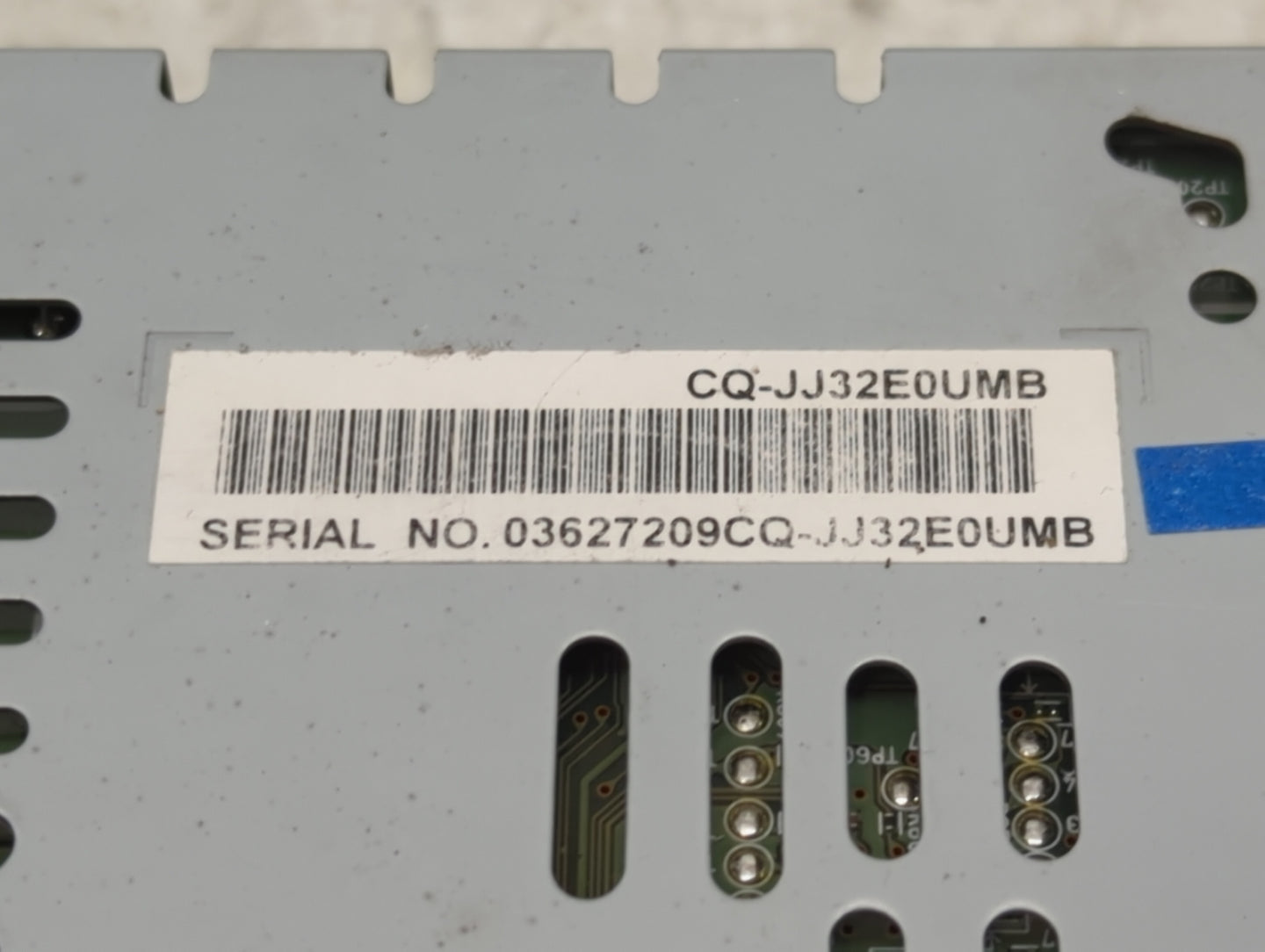 2013-2015 Ford Taurus Radio AM FM Cd Player Receiver Replacement P/N:CQ-JJ32E0UMB Fits Fits 2013 2014 2015 OEM Used Auto Par