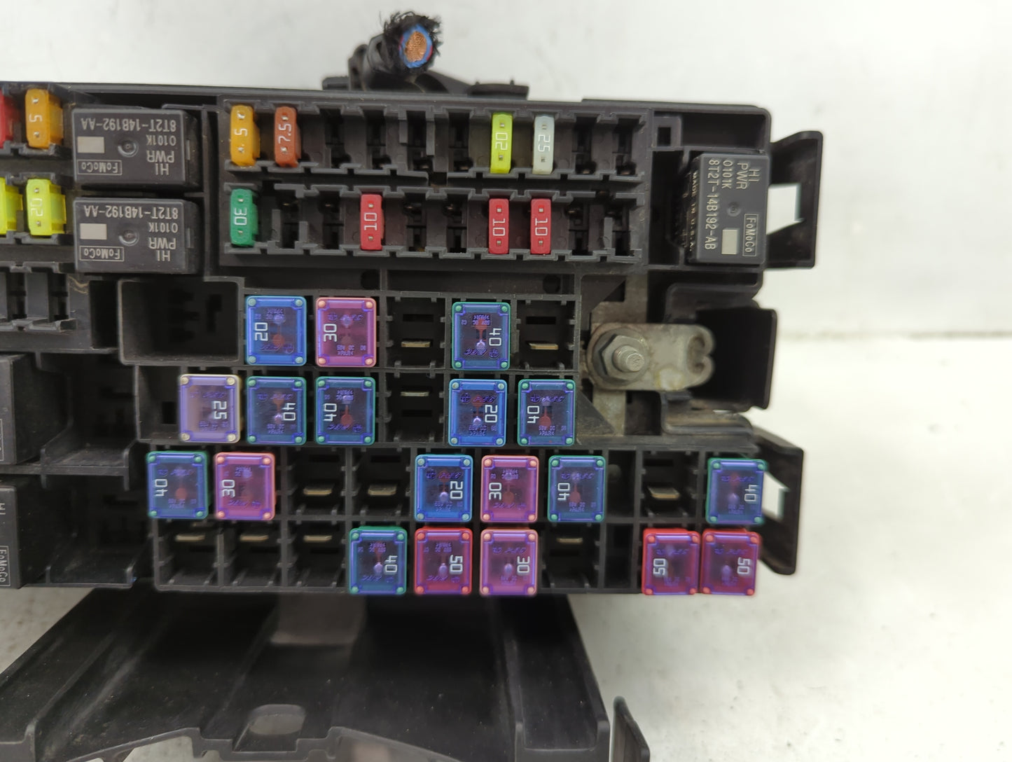 2013-2016 Ford Taurus Fusebox Fuse Box Panel Relay Module P/N:DG1T-14A003-BA Fits Fits 2013 2014 2015 2016 OEM Used Auto Par