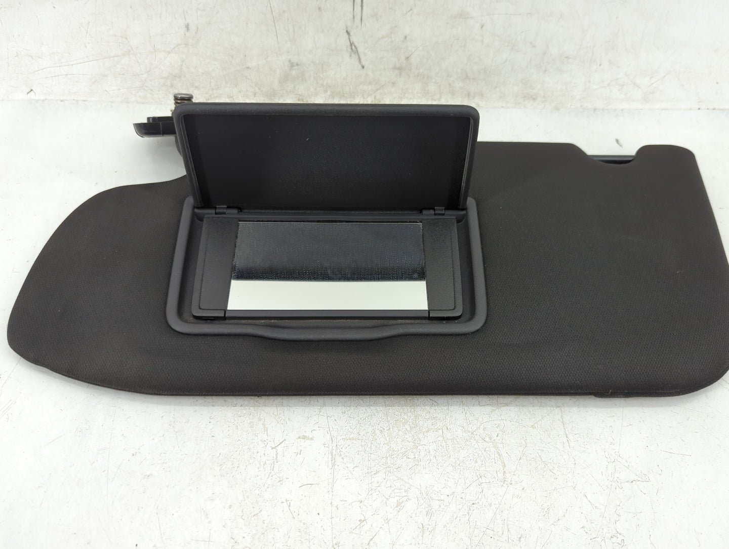 2013-2019 Ford Taurus Sun Visor Shade Replacement Driver Left Mirror Fits Fits 2013 2014 2015 2016 2017 2018 2019 OEM Used A