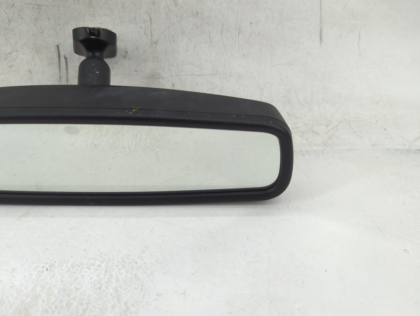 2013-2017 Ford Taurus Interior Rear View Mirror Replacement OEM P/N:E11026533 Fits OEM Used Auto Parts - Oemusedautoparts1.c