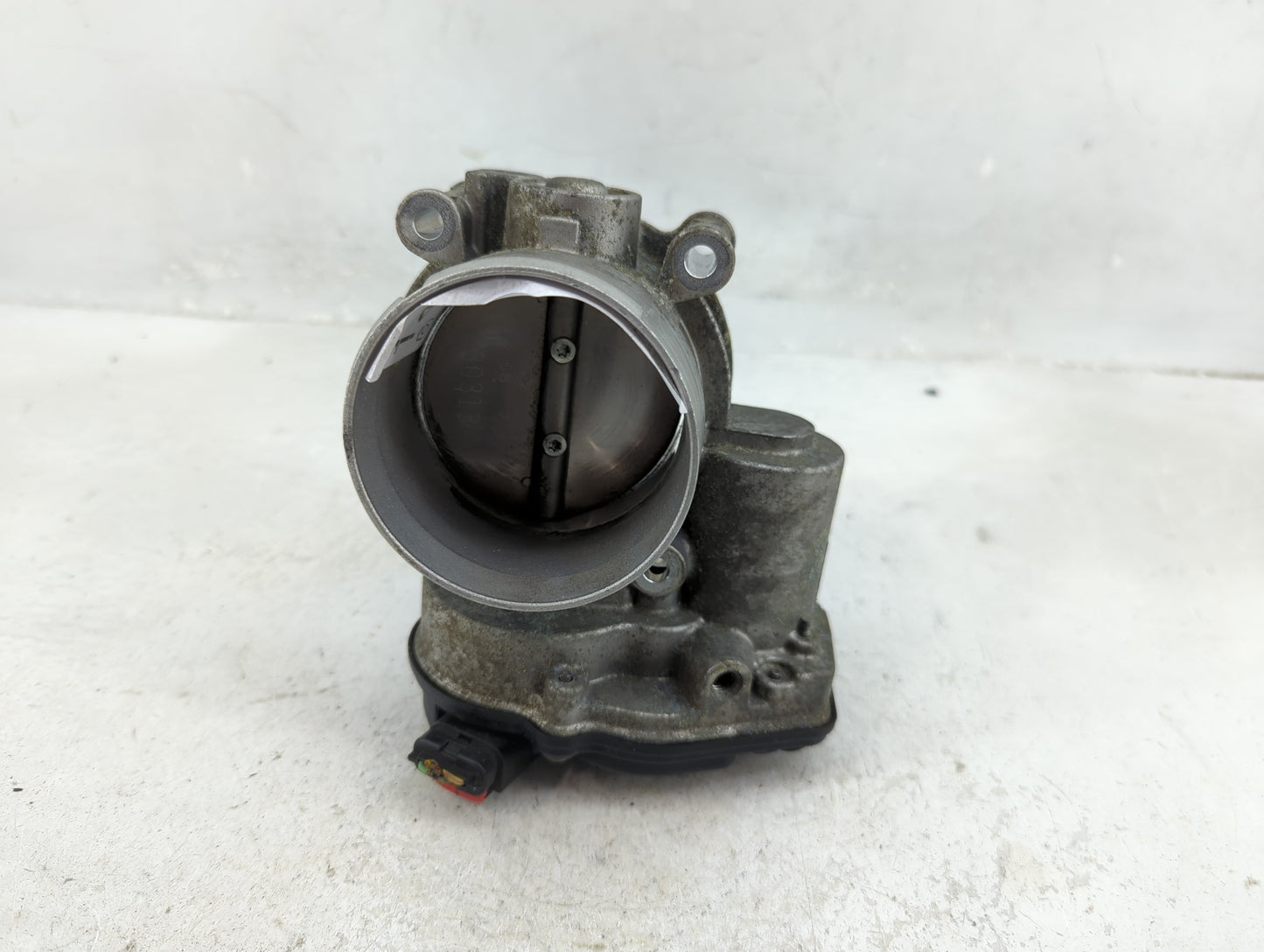 2013-2019 Ford Taurus Throttle Body P/N:AT4E-9F991-EH Fits Fits 2011 2012 2013 2014 2015 2016 2017 2018 2019 OEM Used Auto P