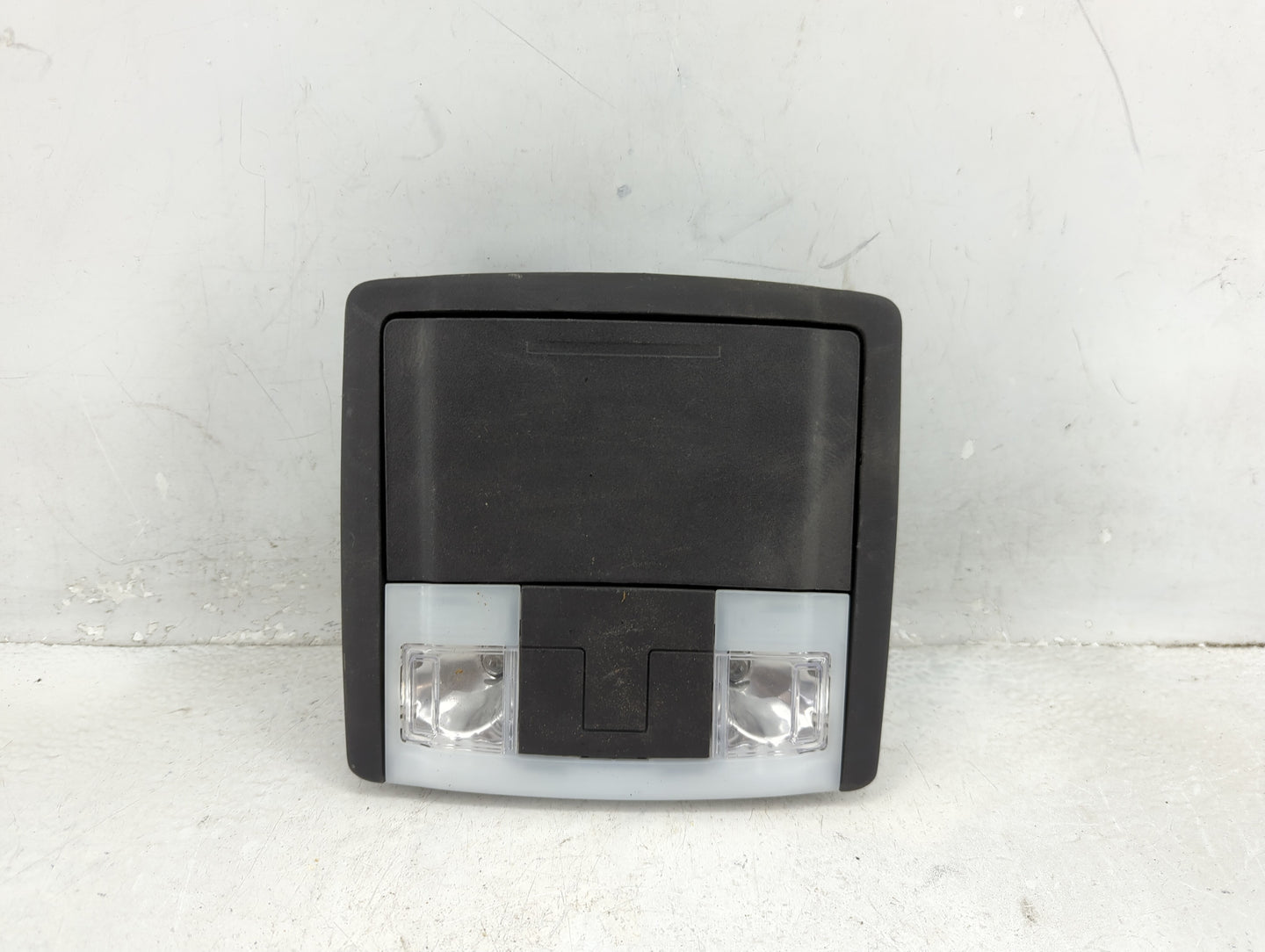 2013-2019 Ford Taurus Overhead Roof Console 1408487 - Oemusedautoparts1.com