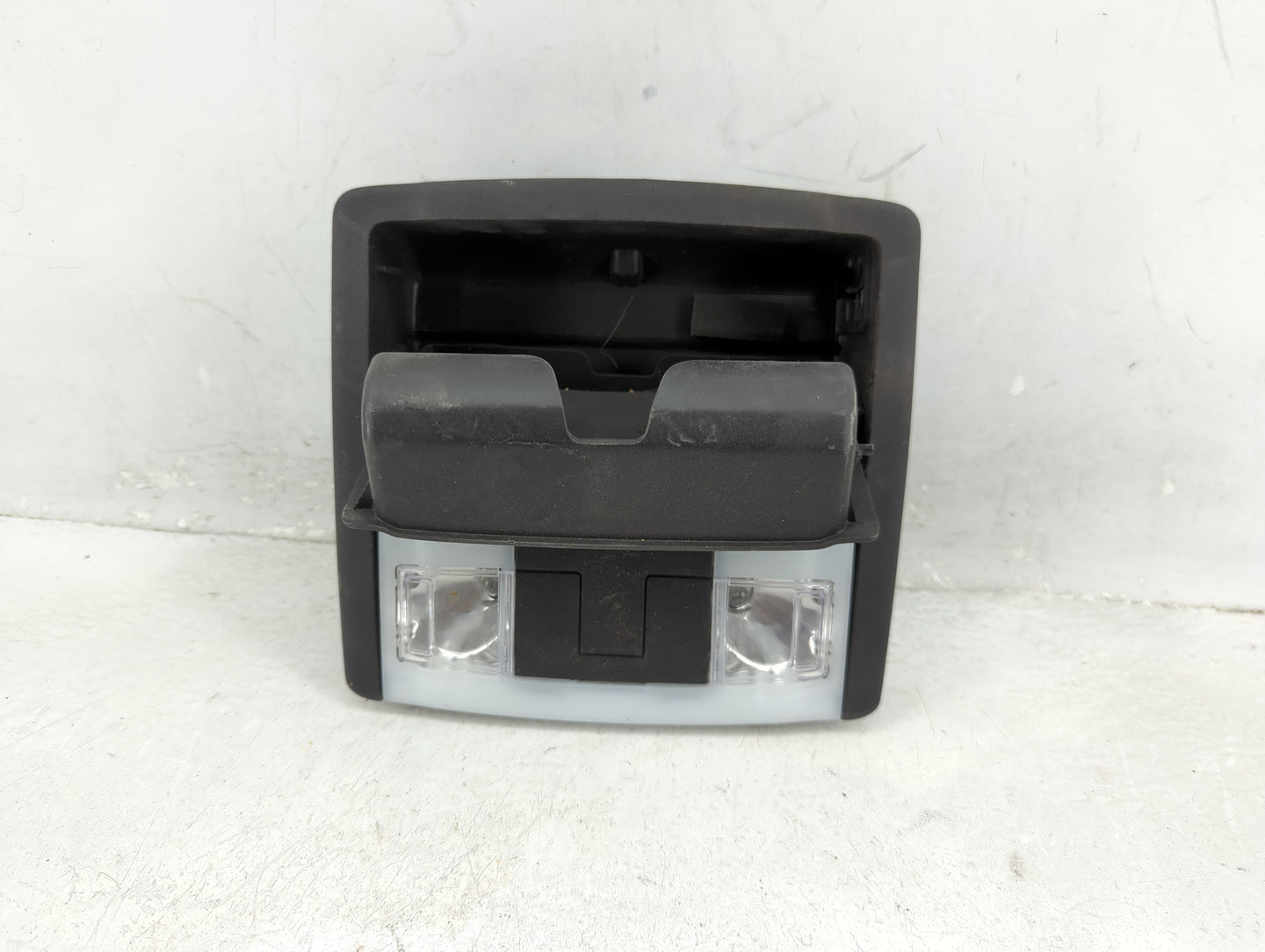 2013-2019 Ford Taurus Overhead Roof Console 1408487 - Oemusedautoparts1.com