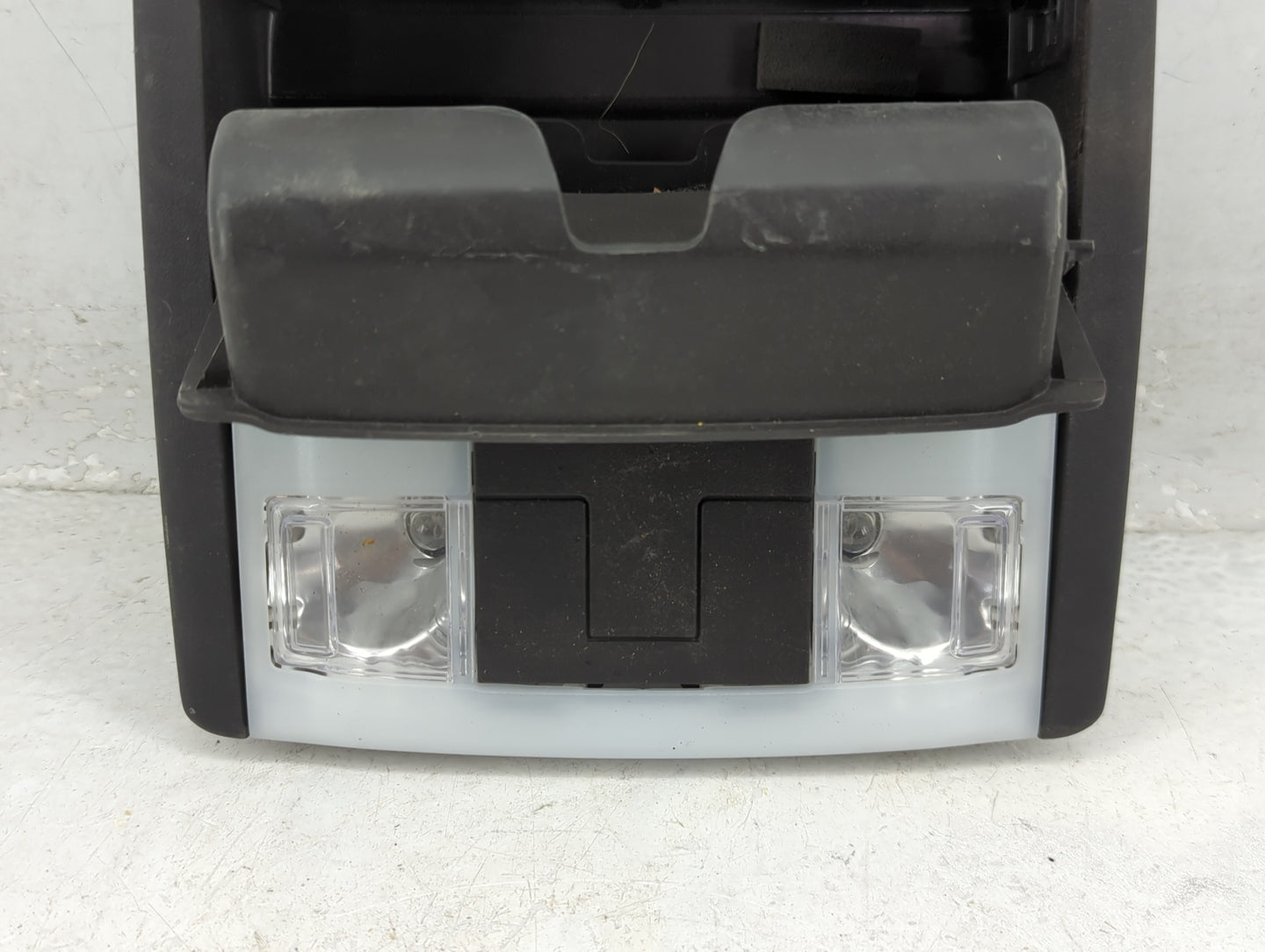2013-2019 Ford Taurus Overhead Roof Console 1408487 - Oemusedautoparts1.com