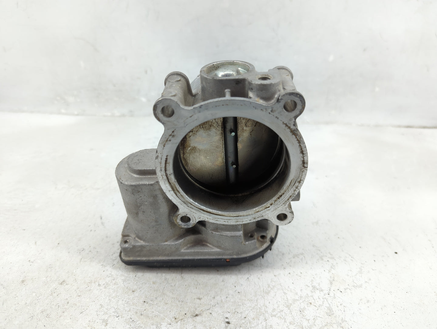 2013-2019 Ford Taurus Throttle Body P/N:AT4E-9F991-EL Fits Fits 2011 2012 2013 2014 2015 2016 2017 2018 2019 OEM Used Auto P