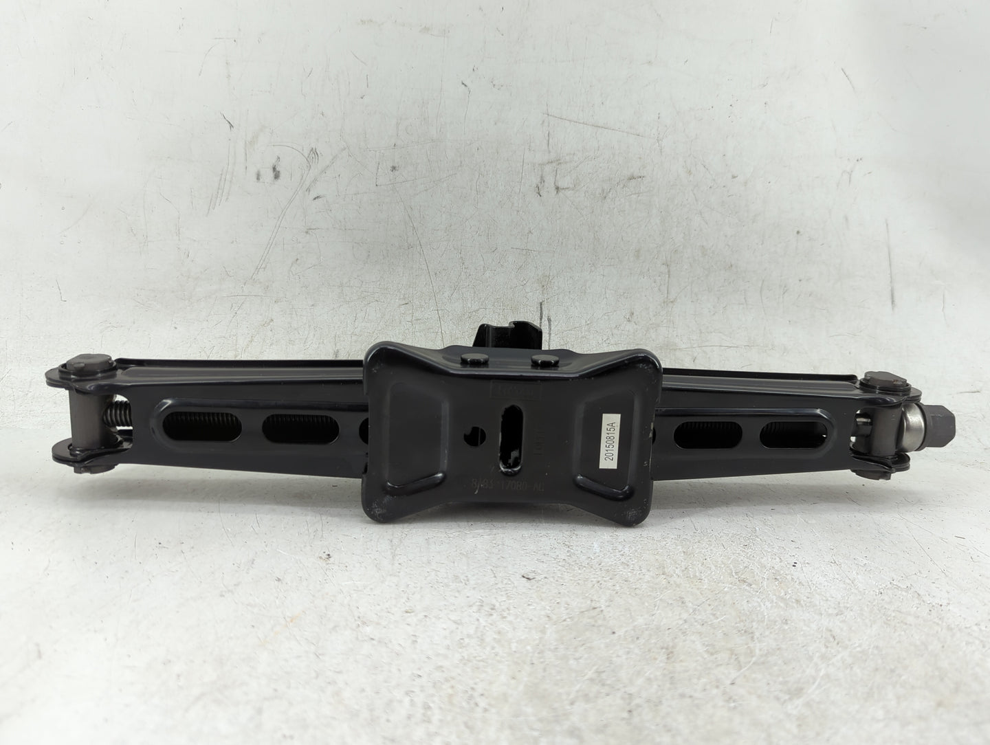 2015 Ford Taurus Spare Scissor Car Jack 1409681 - Oemusedautoparts1.com