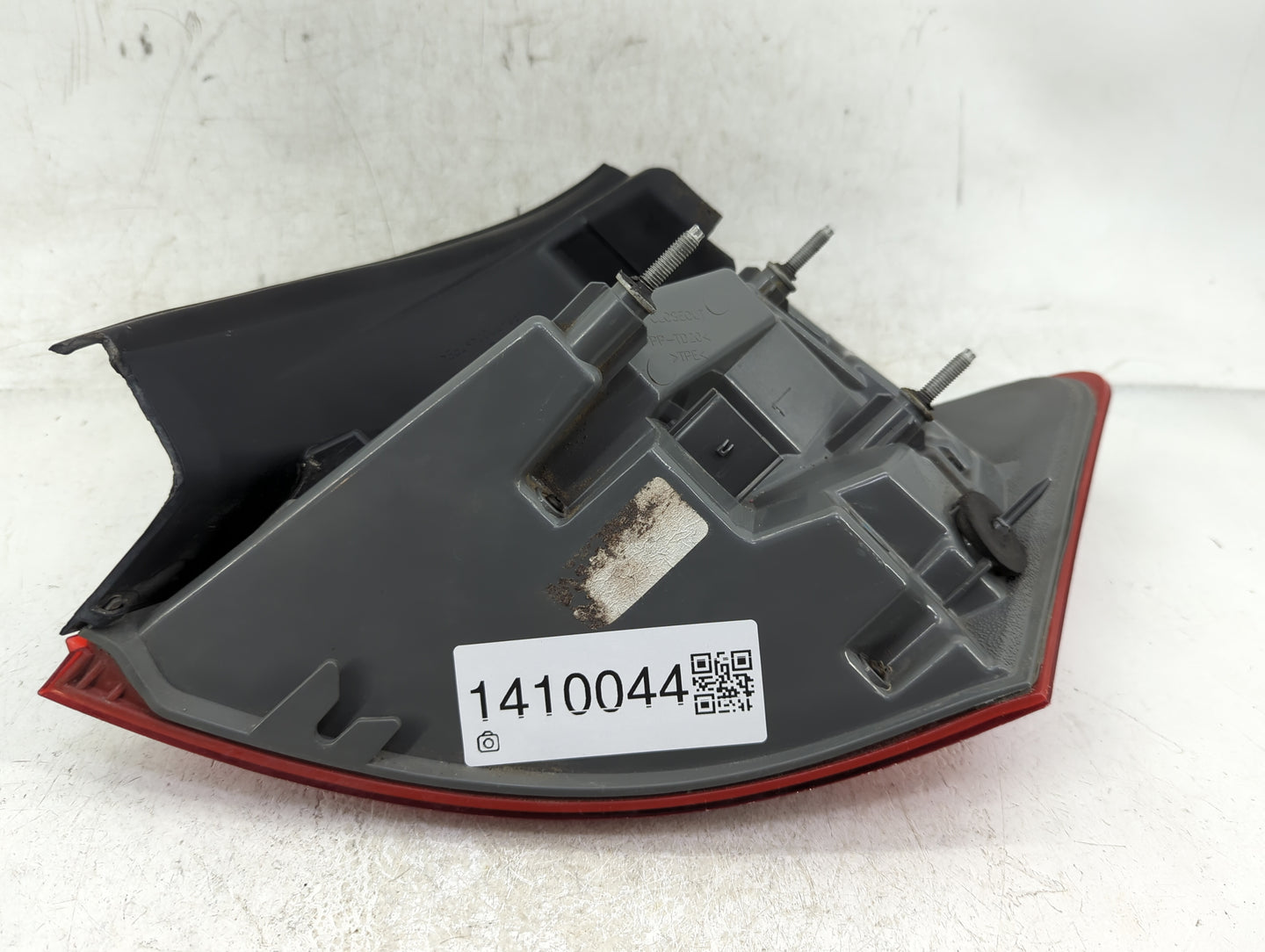2013-2019 Ford Taurus Tail Light Assembly Passenger Right OEM P/N:44ZH-2126 DG13-13405-A Fits OEM Used Auto Parts - Oemuseda