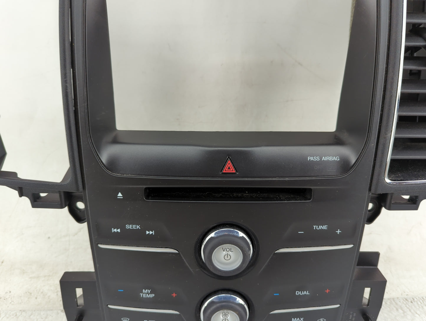 2014-2019 Ford Taurus Radio Control Panel - Oemusedautoparts1.com