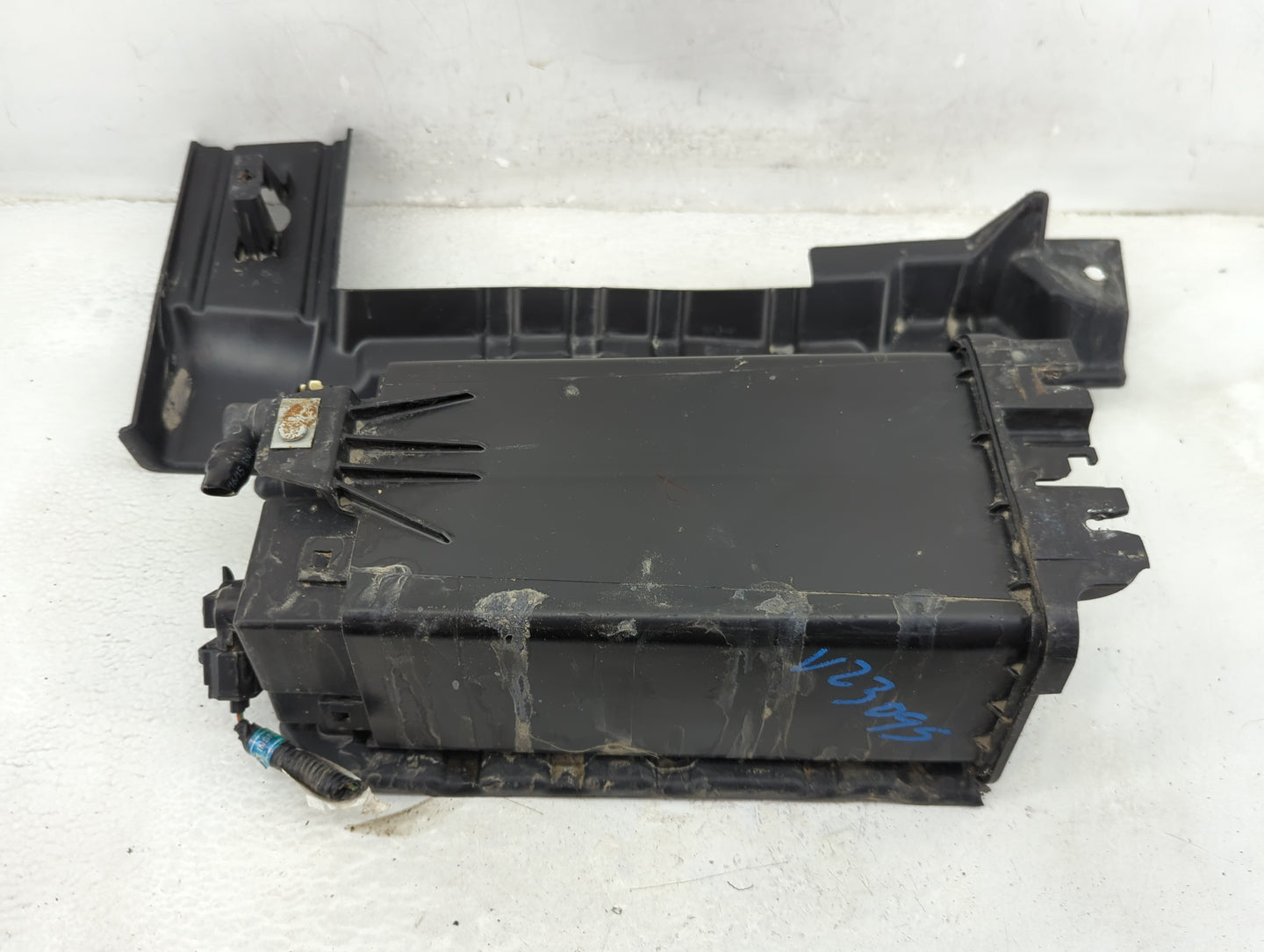 2015 Ford Taurus Fuel Vapor Charcoal Canister - Oemusedautoparts1.com