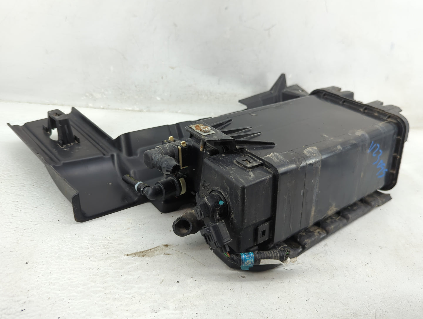 2015 Ford Taurus Fuel Vapor Charcoal Canister - Oemusedautoparts1.com
